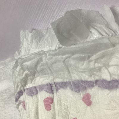 Нетканые ткани женские месячные брюки с пуховой целлюлозой и сертификатом SAP ISO CE